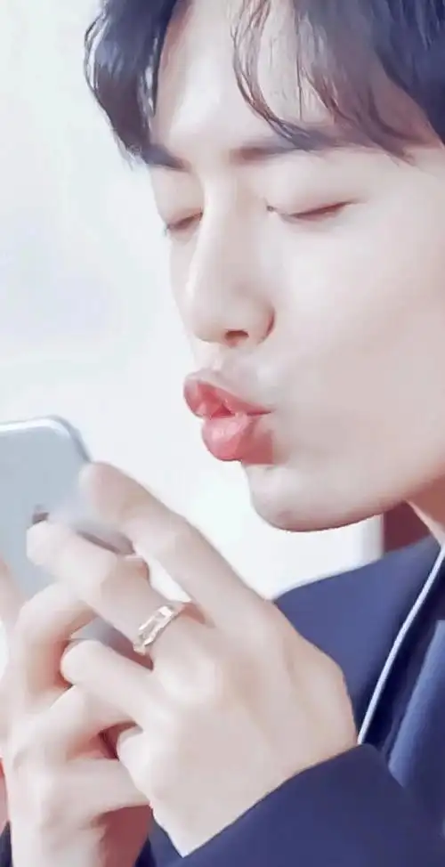 肖战 #向全世界安利肖战 #这谁顶得住啊 #肖战粉丝小飞侠 - 抖音