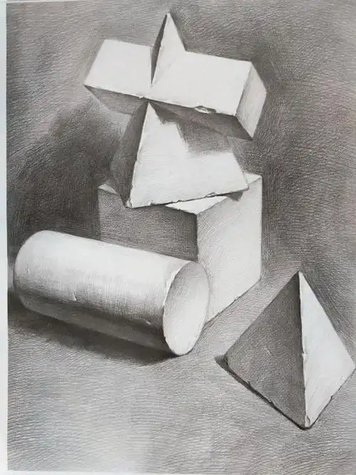 7.14跟我学美术东校区创意素描班周六下午学生作品《几何体组合练习》