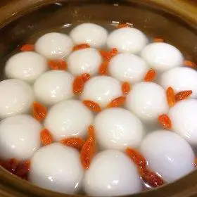 【花生馅汤圆图片大全-素ai颜的花生馅汤圆图片】 _下厨房