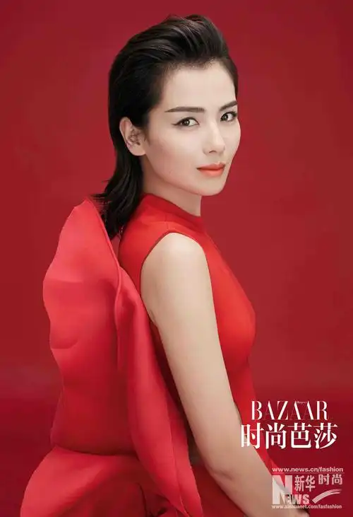刘涛演绎"安迪红"超亮眼 杂志大片御姐萝莉自动切换