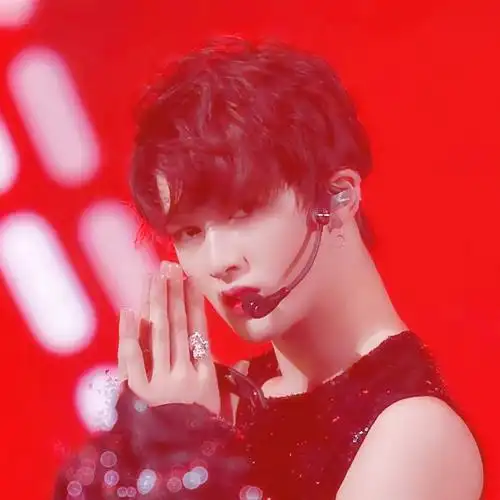 朱正廷 自截头像