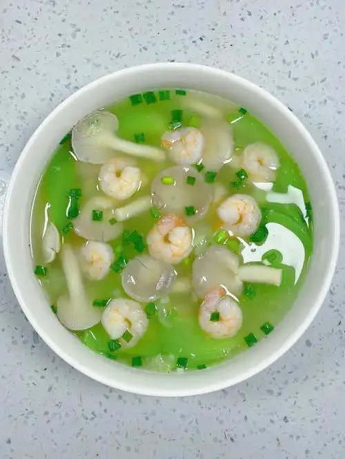 夏日减脂晚餐这么吃超掉秤73丝瓜虾仁菌菇汤