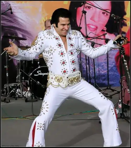 [分享]珍贵的"猫王"演出旧照