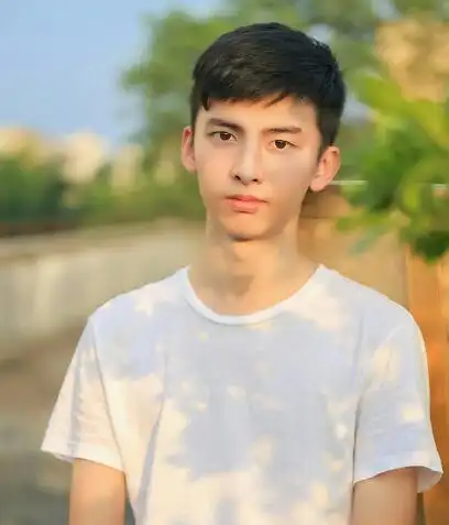 男生发型文艺范 | 美颜穿搭网