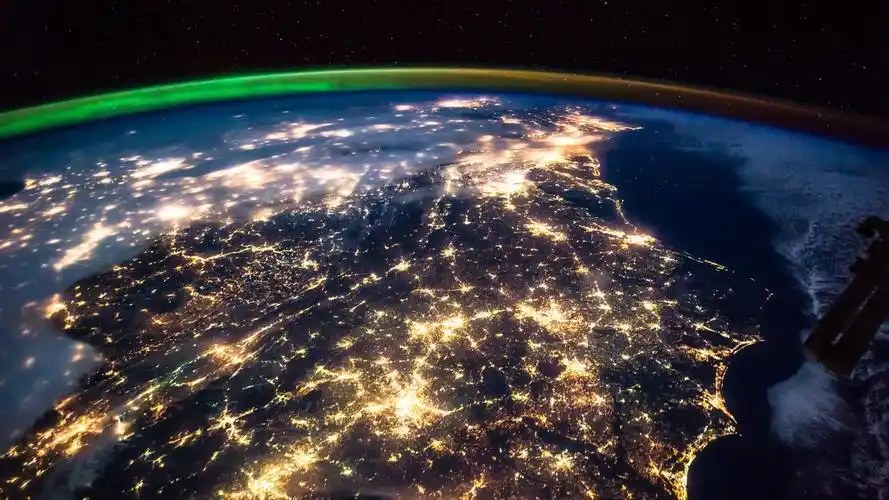 超高清5k俯瞰地球桌面壁纸- 俯瞰地球高清壁纸,5k壁纸下载,高清地球