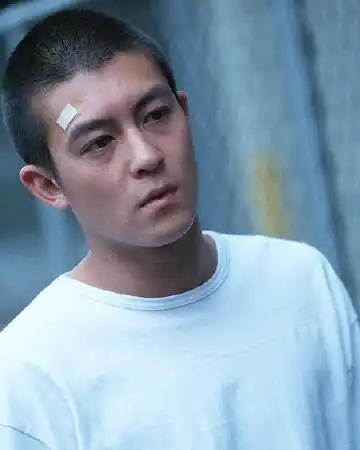 一个不懂浪漫的男孩子