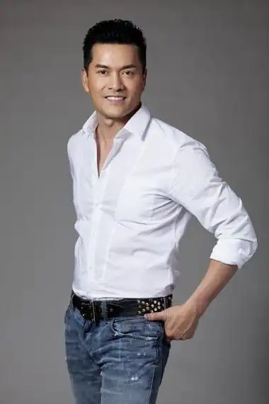 吕良伟个人资料,图片,作品_电视猫