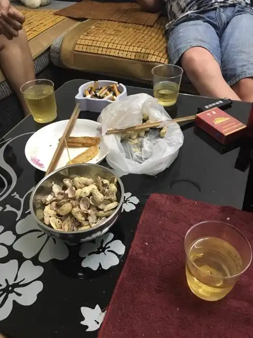 烘培班宝妈们来喝酒吧