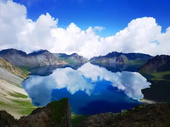 长白山天池看到了图无滤镜手机输出