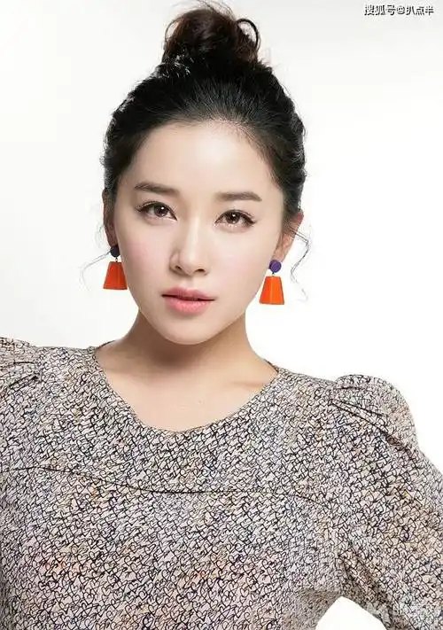 纪凌尘转型做演员受群嘲:前任阚清子越活越清醒,疑似好事将近