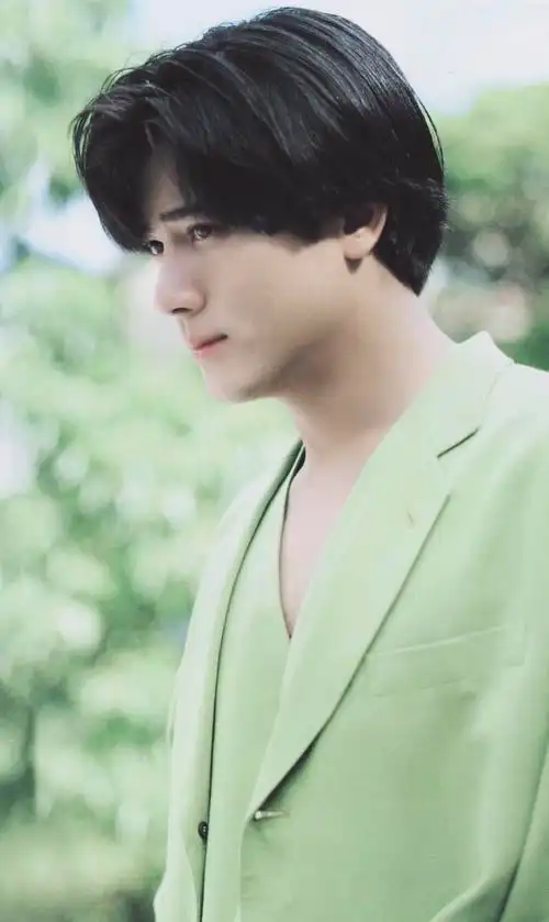 郭富城最新照曝光,发色扎眼但指甲才是亮点?网友:颜值太狠!