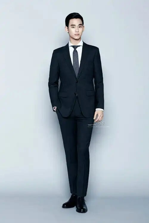 最适合穿西装的人没有之一