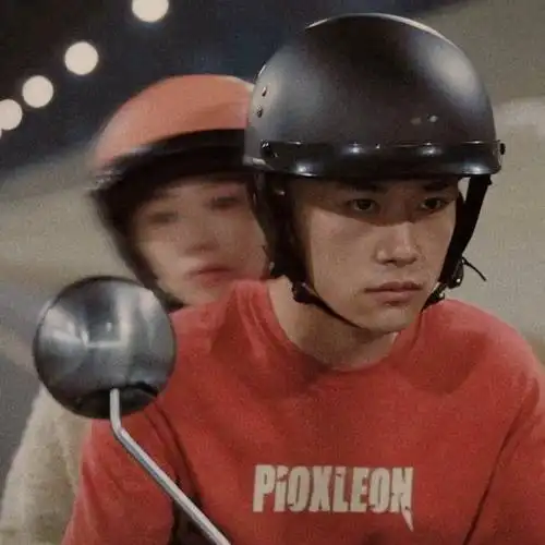 安利易烊千玺送你一朵小红花专属头像