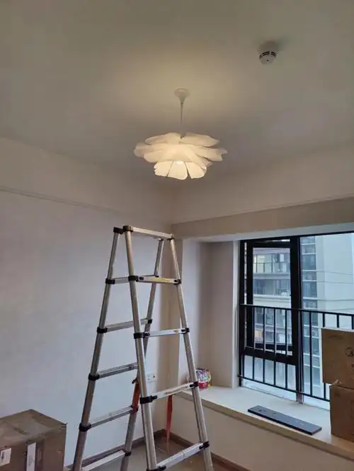 灯具安装