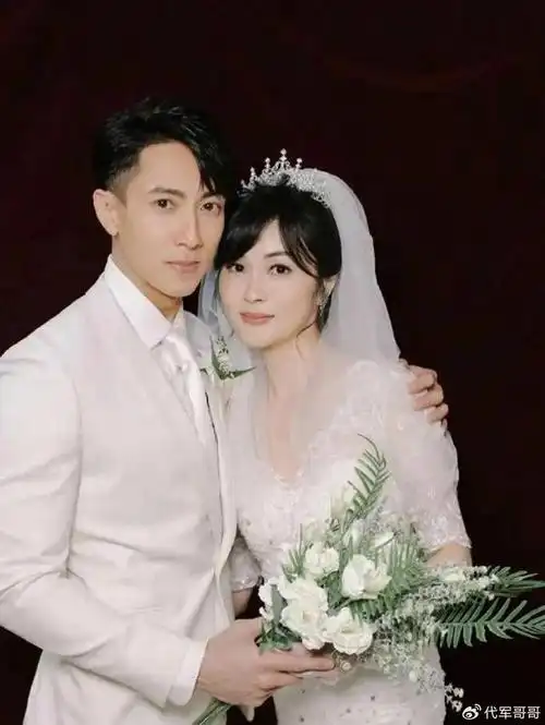 沙溢胡可王祖蓝李亚男蔡少芬张晋向佐郭碧婷鲍蕾陆毅谢楠吴京艾佳妮