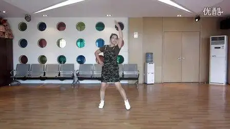 舞灵美娜子广场舞