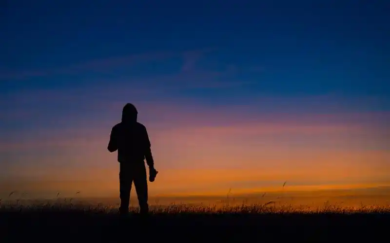 原创死无葬身之地是对人最毒恶的诅咒可是在这本小说里却是天堂