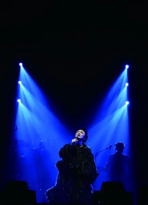 这次的eason陈奕迅"another easons life"演唱会,eason