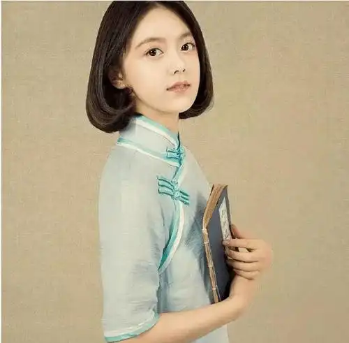 赵今麦有多美?看到她的旗袍装后,不愧是国民美少女啊!