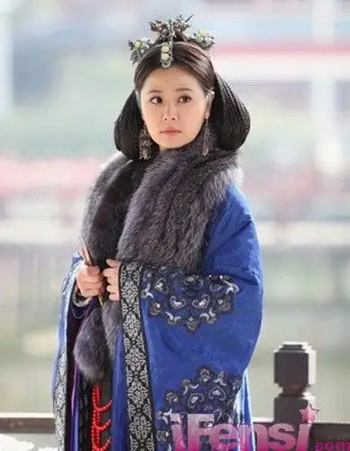 图文:最爱浓妆艳抹素颜是浮云 《倾世皇妃》林心如服饰造型大盘点