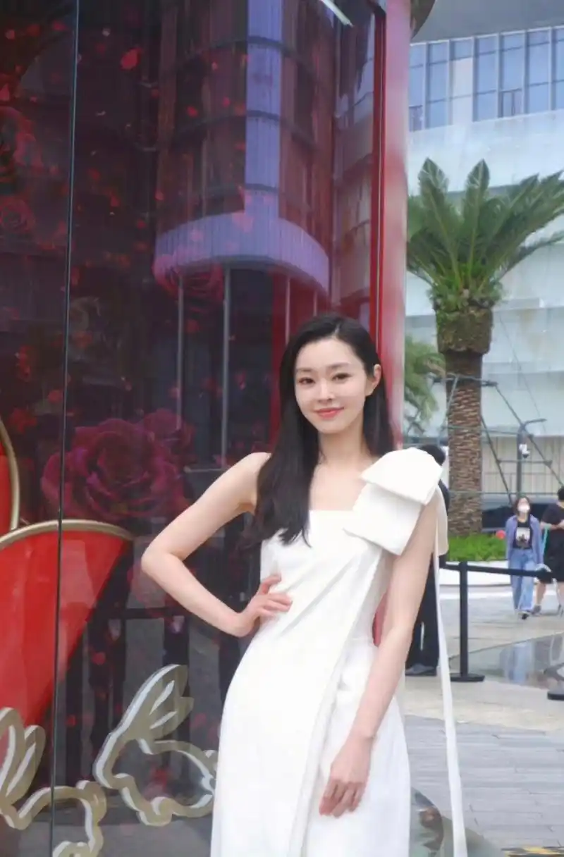 宋轶生图,不愧是内娱嫂子第一人!真的好美好有气质!