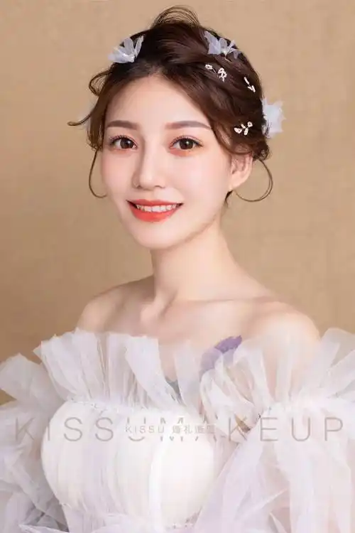 2020流行的不同风格婚礼新娘造型!