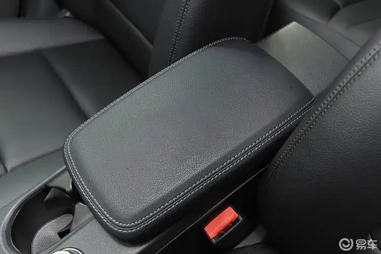 6t 双离合前排中央扶手箱汽车图片-汽车图片大全】-易车