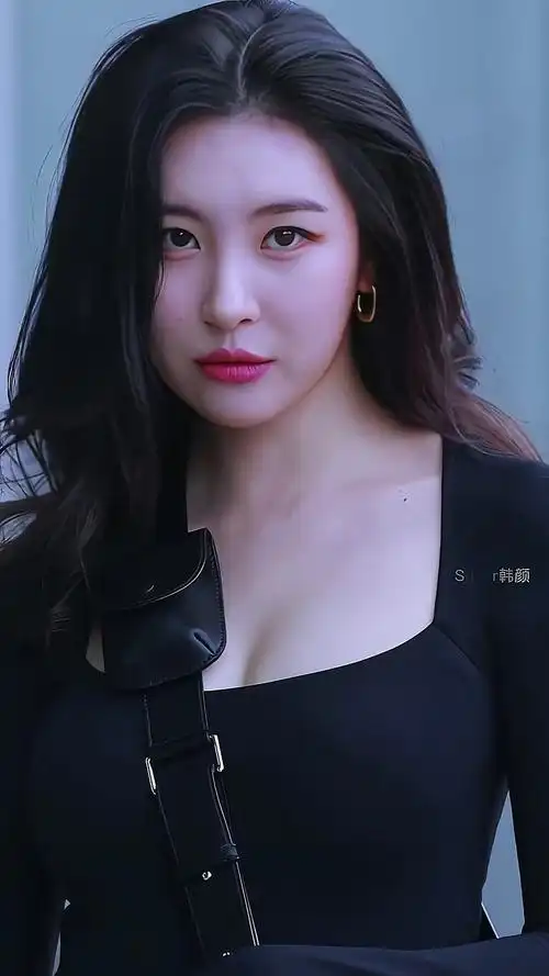 南韩神颜 #李宣美