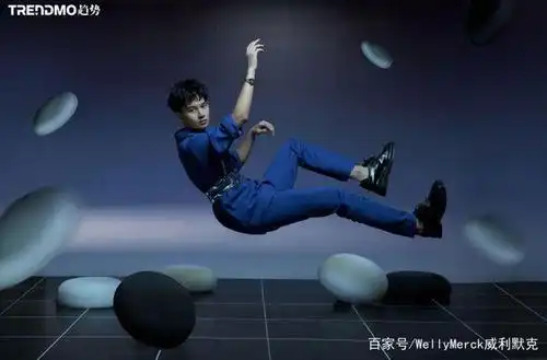 趋势|胡先煦佩戴威利默克小轮胎拍摄时尚大片,尽显不羁少年气