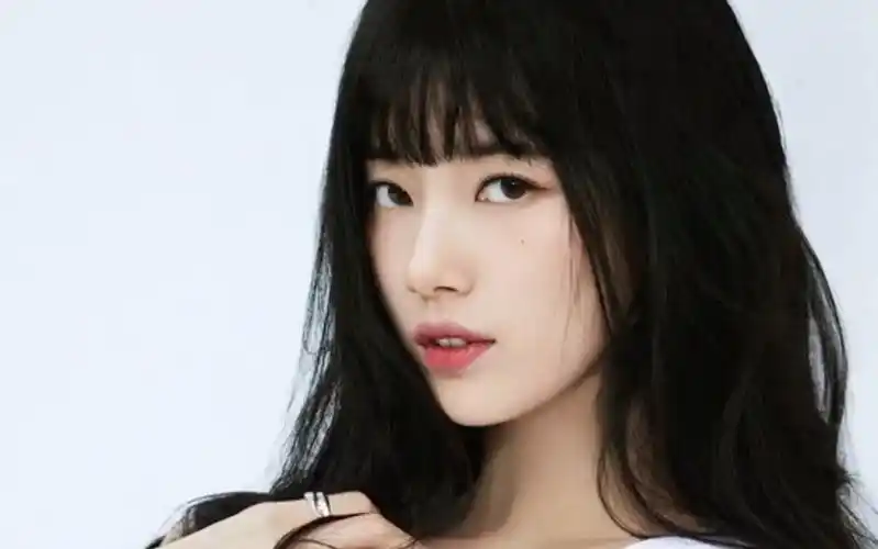 秀智齐刘海画报造型