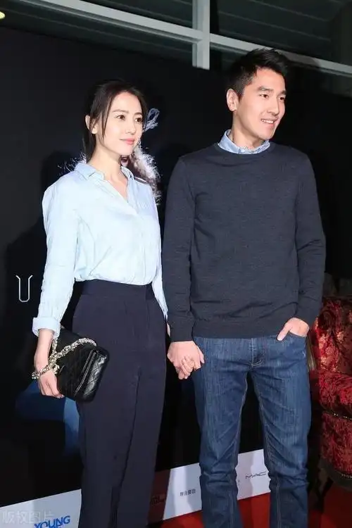 当年恋情被曝,赵又廷面对媒体结巴,也不肯否认和高圆圆的恋情