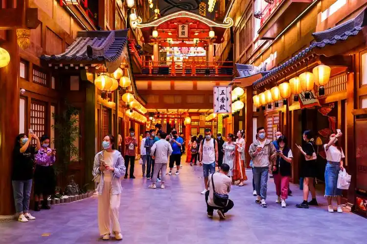 西安网红景点长安十二时辰人气爆棚 开放一周每天预约均爆满