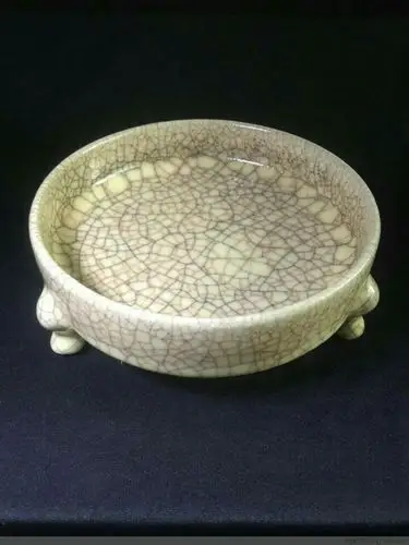 刘进武:北宋官窑黄釉樽承盘微观痕迹鉴定凭证(wj)