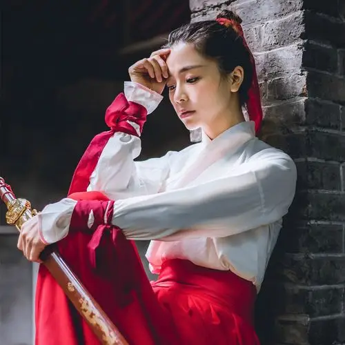 小龙女_日常汉元素古装侠女 侠客改良汉服春款班服高中生中国风齐腰