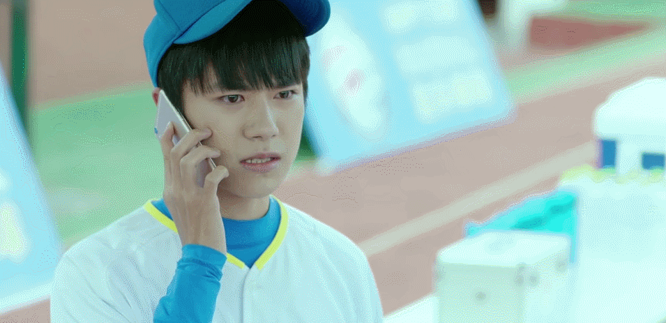 易烊千玺gif我们的少年时代gif尹柯gif