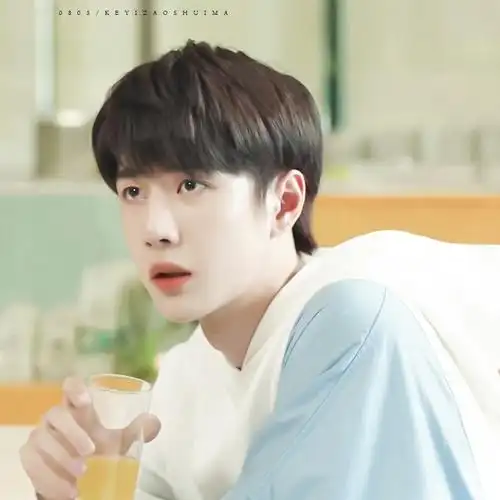 王一博头像 || 图源水印