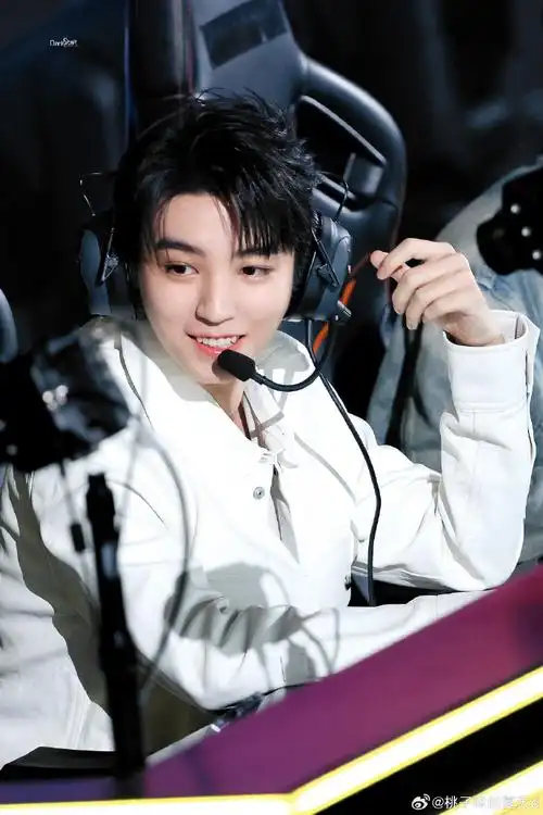 王俊凯电竞男主