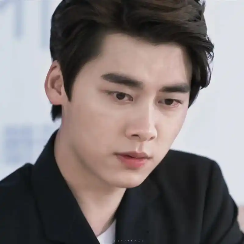 苏星宇八周年快乐#李易峰 #李易峰怦然星动 #李易峰苏星宇