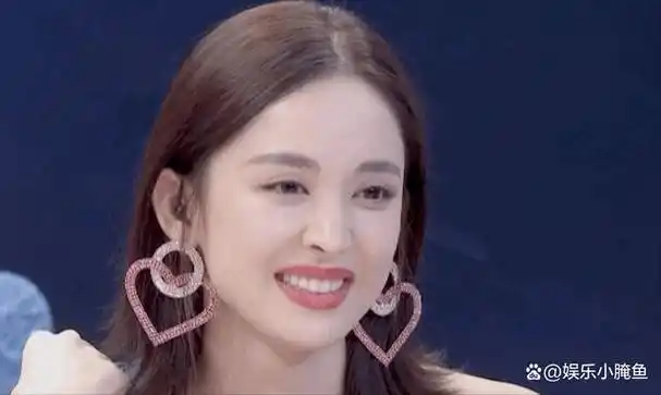 全身涂白硅胶鼻a4腰娱圈6大畸形审美该停停了