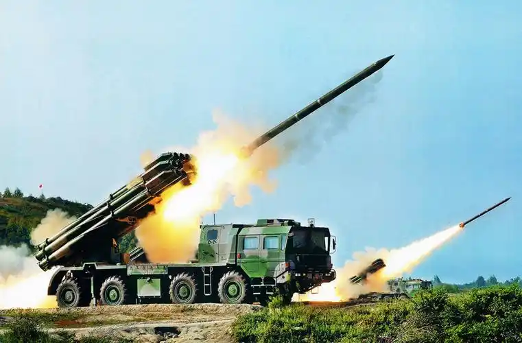 中国炮兵规模世界第一 现役火炮超1.