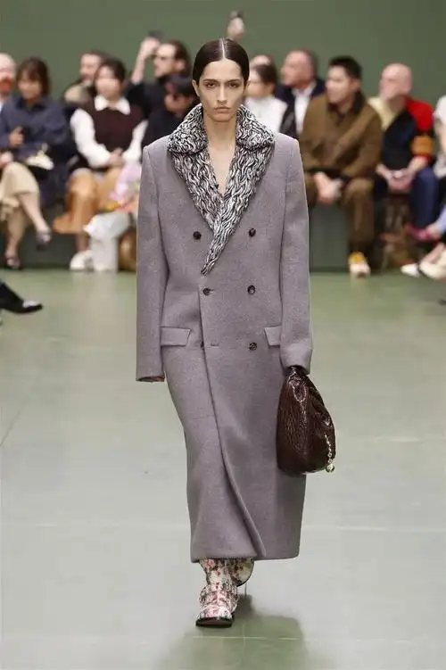 loewe2024秋季高级成衣系列