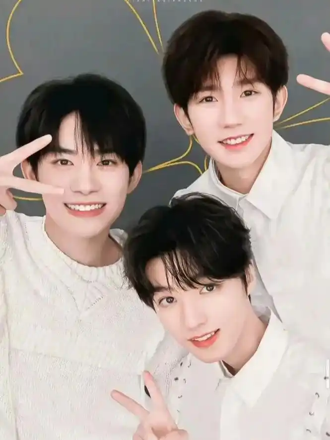 tfboys十周年演唱会.这可是我们整个青春啊,一定会合体的 - 抖音