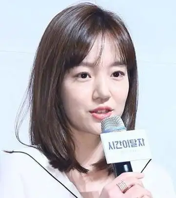 菱形脸适合八字刘海吗能剪八字刘海的菱形脸发型