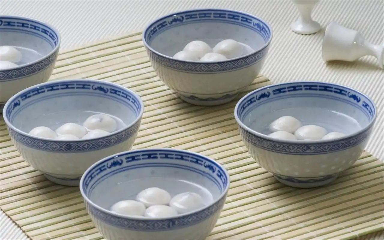 元宵节必吃的美味诱人汤圆高清电脑桌面壁纸下载第一辑