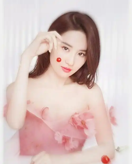 刘亦菲中国黄金