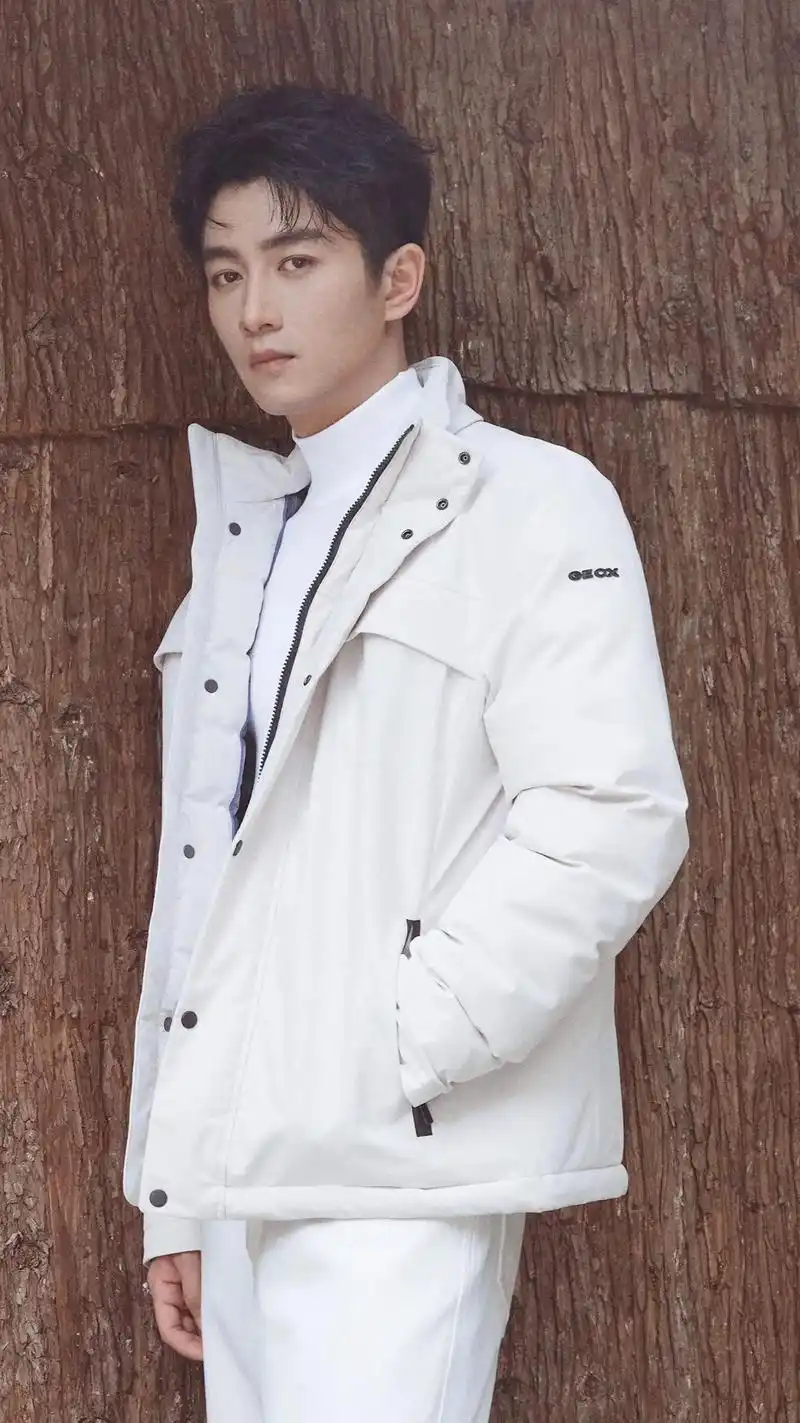 陈晓费加罗十月刊封面.为什么要一直那么帅气,我死了,我又活了 - 抖音