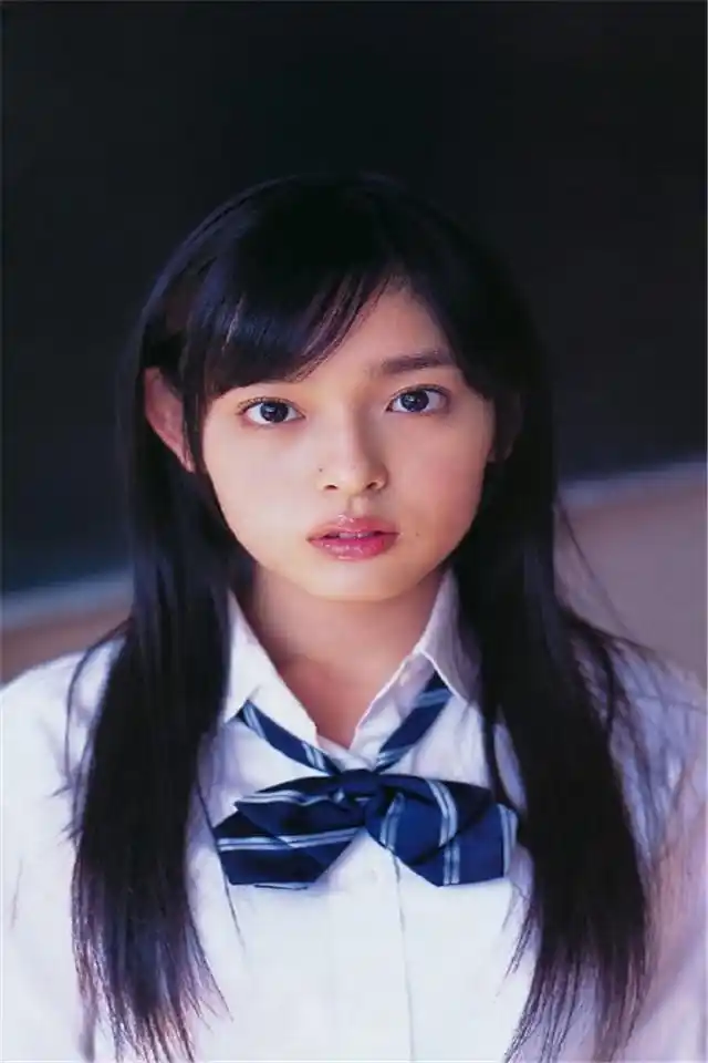 日系萌妹子可爱高清手机壁纸下载