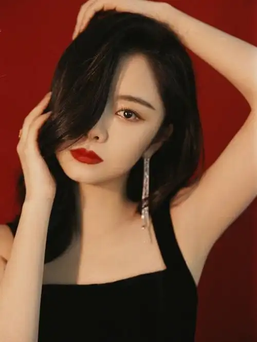 明星写真226谭松韵