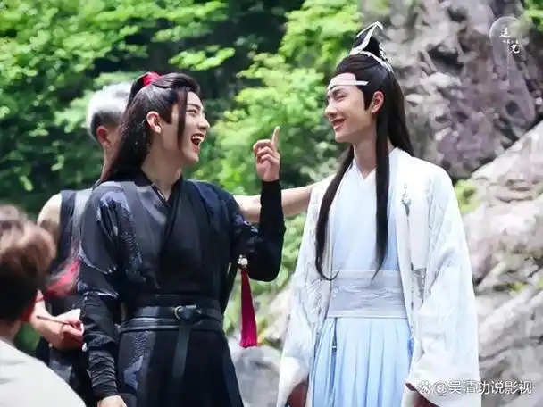 追风者收视率和网播量齐飞王一博比肖战选剧本的能力强