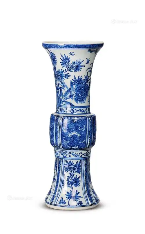 【明万历 青花花卉纹出戟花觚】拍卖品_图片_价格_鉴赏_明代青花瓷器